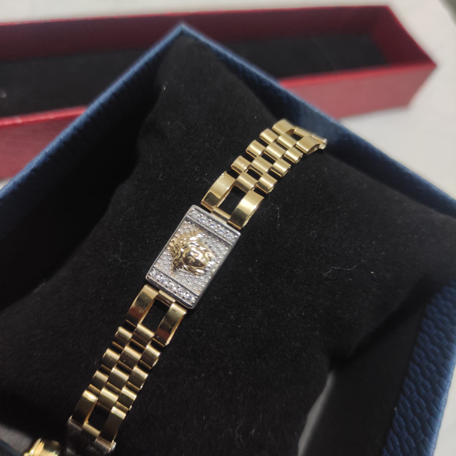 Bracciale 18kt medusa