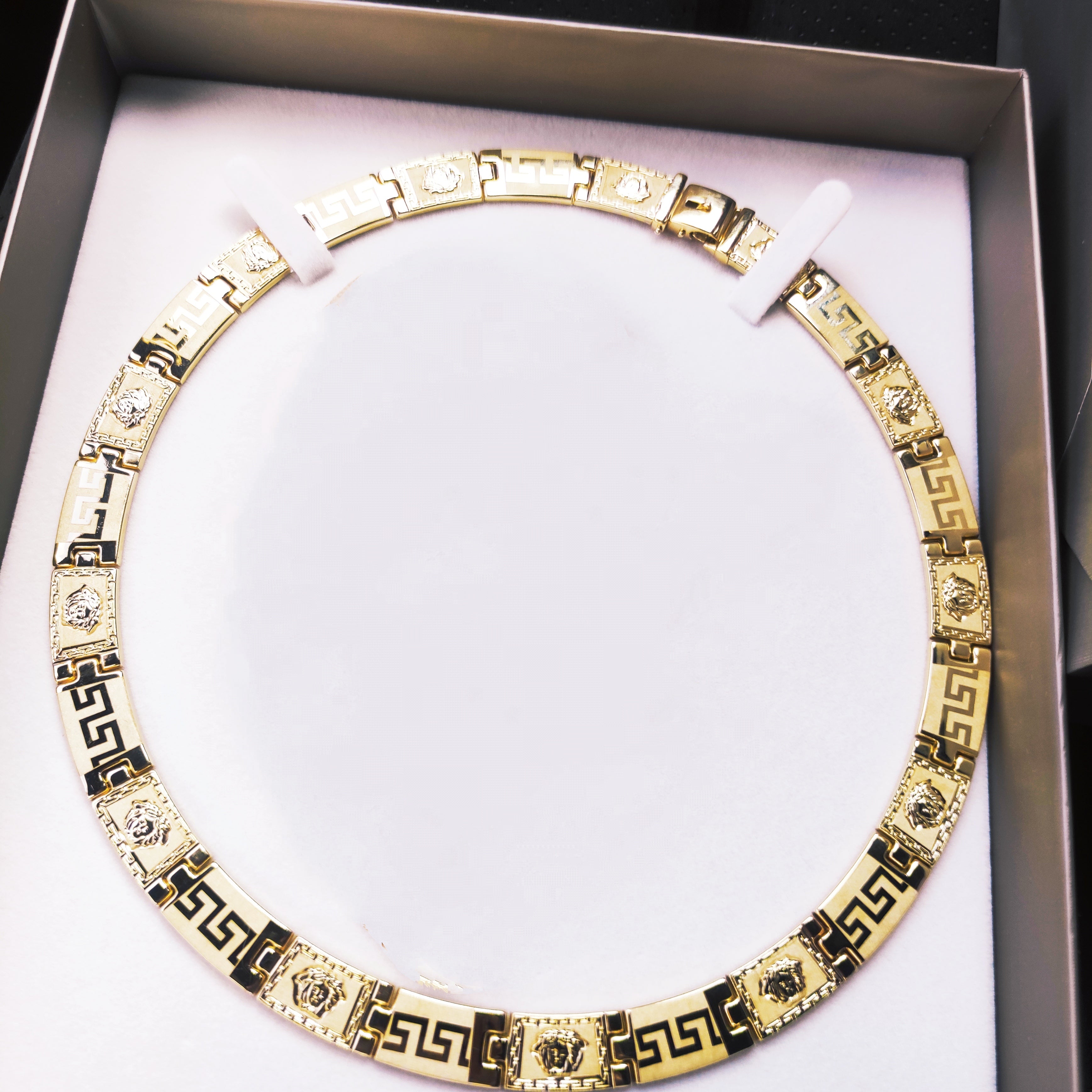 Collana 18kt a piastrine