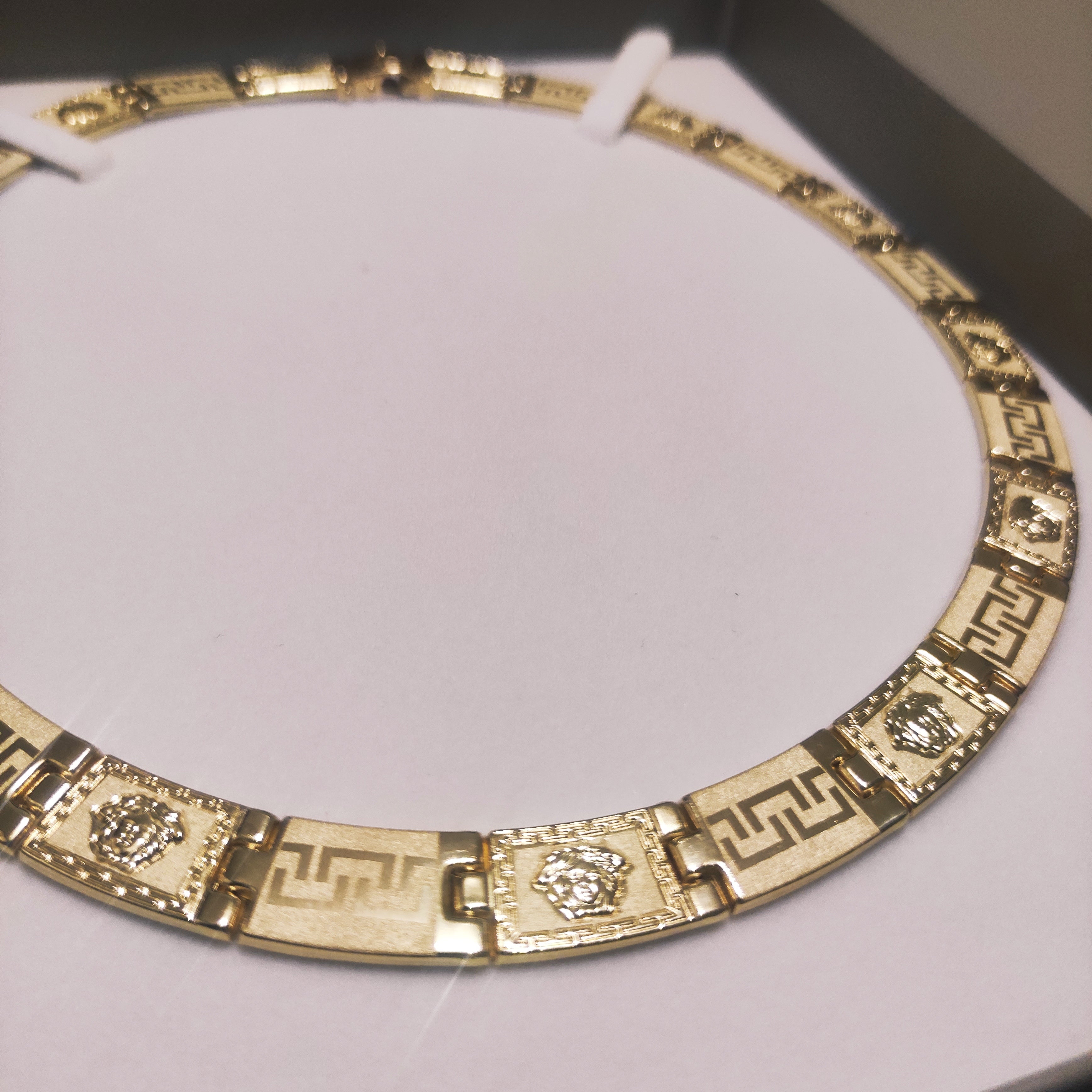 Collana 18kt a piastrine