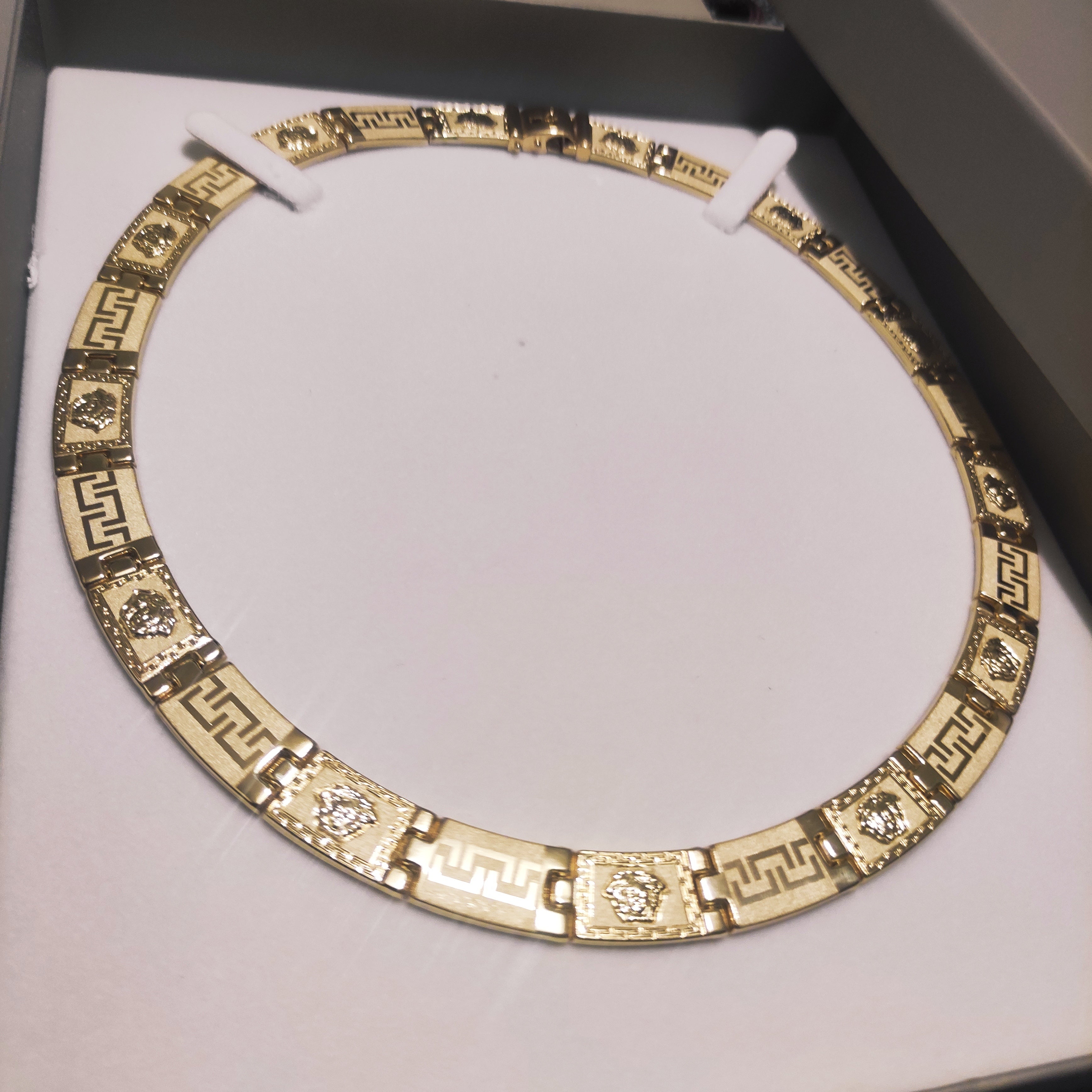 Collana 18kt a piastrine